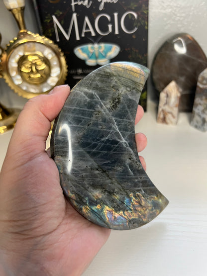 Labradorite Moon F with Stand
