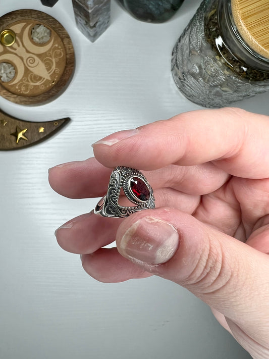 Garnet Ring - 925 Silver & Adjustable